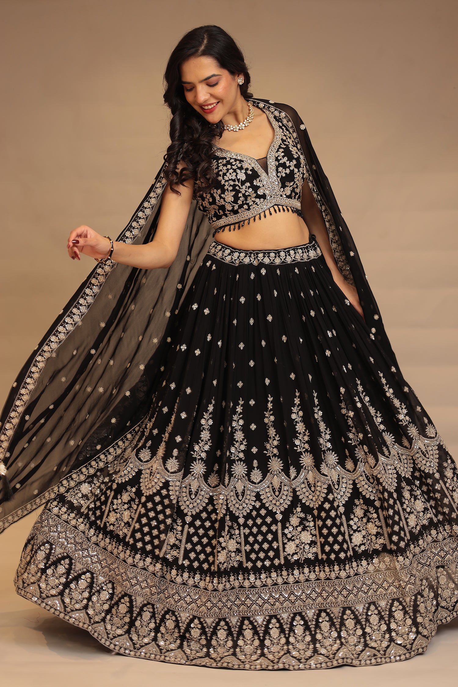 Designer Lehenga for Women Online – Bridal, Wedding & Festive Ethnic Wear | Zari Jaipur
