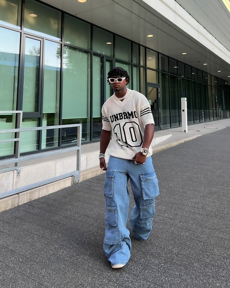 Gen Z Style Guide Rocking Men’s Baggy Outfits