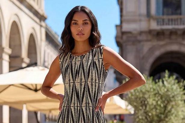 I found an ‘absolutely gorgeous’ £38 dress that’s perfect for summer sunshine