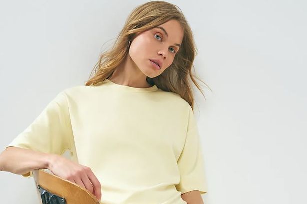 River Island’s new spring set hailed ‘perfect airport outfit’ comes in 15 colours