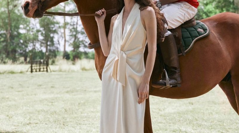 Say “I Do” To These 5 Bridal Fashion Week Trends