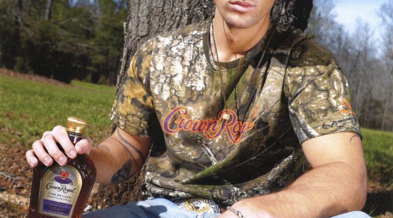 Snake-Wrangling Heartthrob Rob Rausch Talks The Traitors, Camo & Whiskey