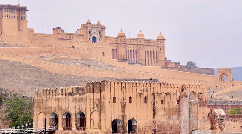 Love Beyond Borders: Gurkirat & Jassu’s Amber Fort Engagement