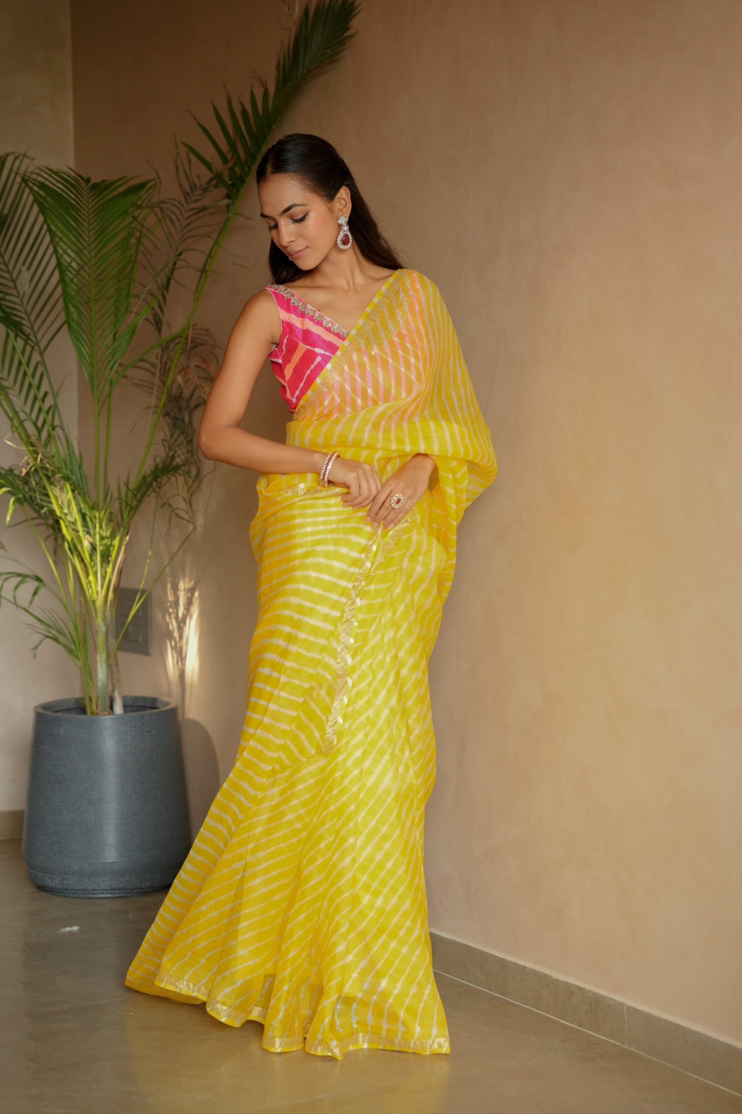 Mother’s Day Gifting Ideas: Explore Designer Sarees for Mother at Zari Jaipur