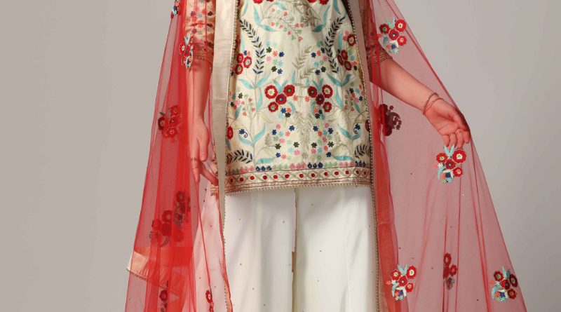 Plus Size Women Are Loving These Salwar Kameez Styles