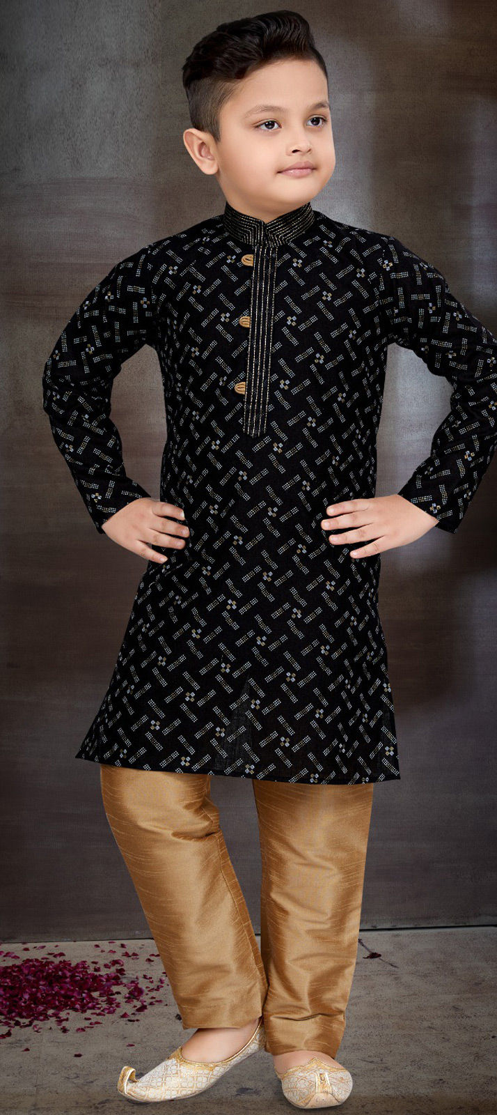 What Are The Latest Eid Fashion Trends For Women, Men & Children?